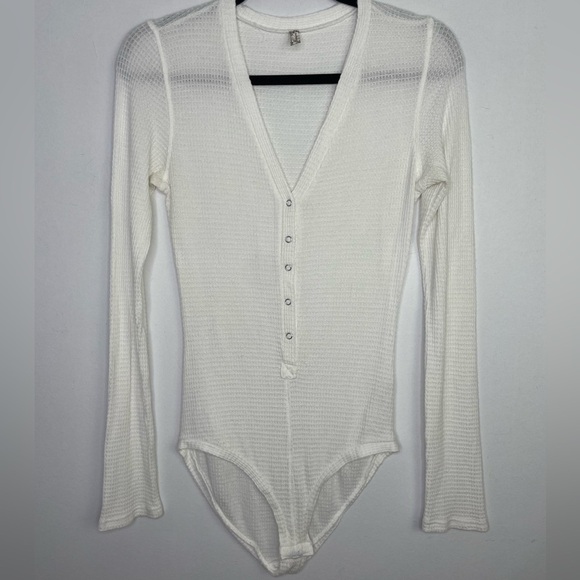 Free people Keep Your Cool Thermal waffle Knit Bodysuit - Picture 3 of 11